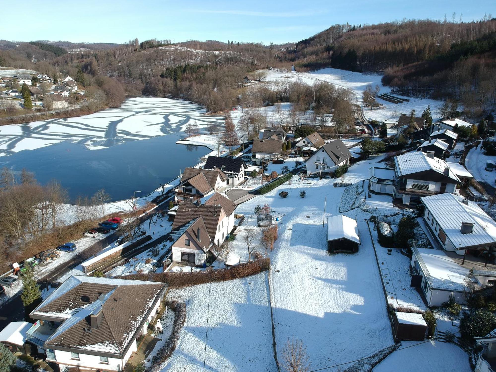 Exklusive Ferienwohnung 'Agger-Blick' Mit Grosser Seeblick-Terrasse & Sauna Gummersbach Exteriér fotografie